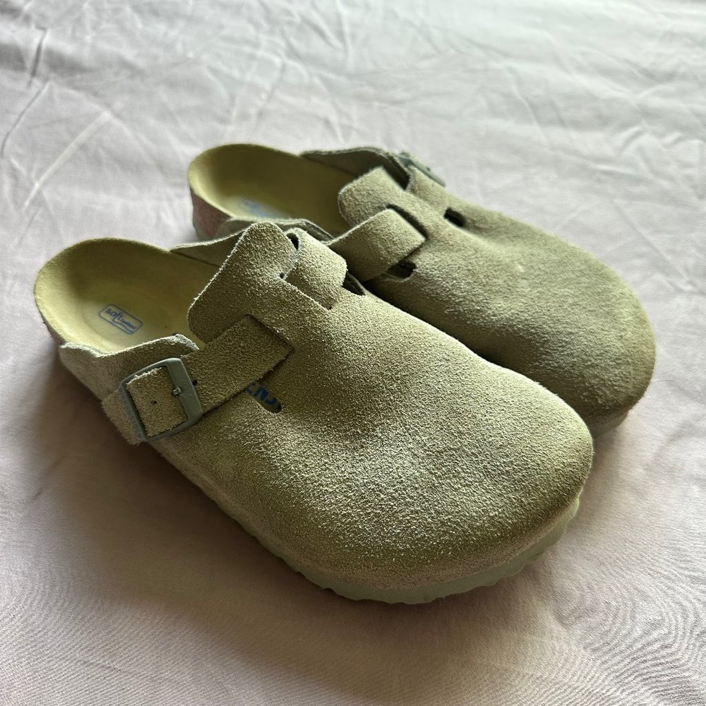 Women's Birkenstock Boston Clogs 39/8.5 Stone Coin